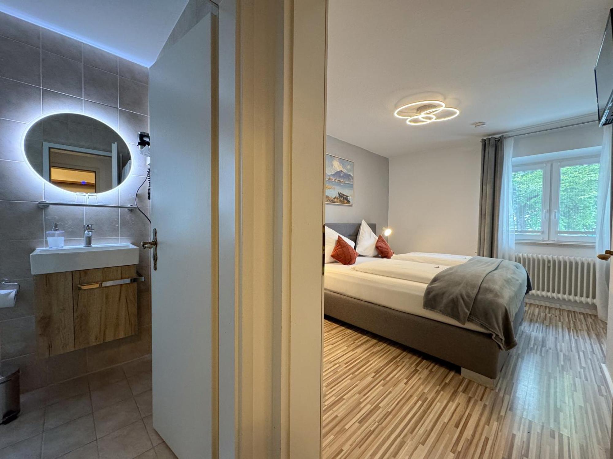 Sieben Zimmer Am See Prien am Chiemsee Eksteriør billede